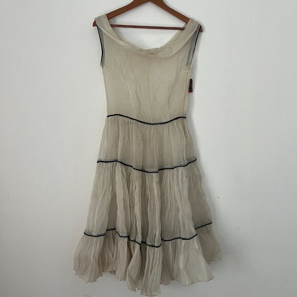 1950s Cream Crinkle Sheer Dress - Picture 4 of 11